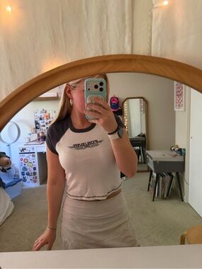 Cropped Raglan Tee in White and Black Contrast